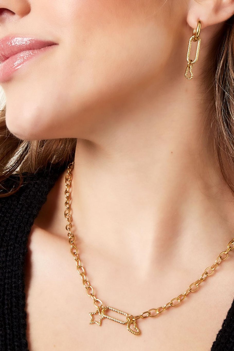 Collar con colgante y charms Color dorado Acero inoxidable Imagen3